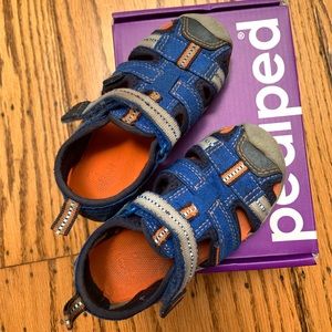 Toddler pedipeds size 6